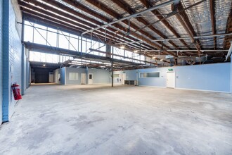 173 Christmas St, Alphington for lease Interior Photo- Image 1 of 6