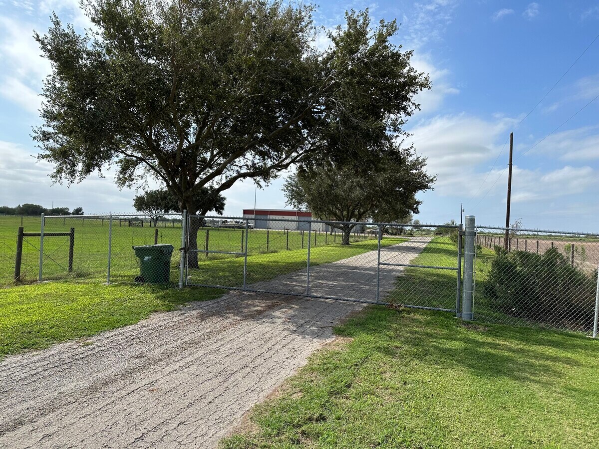 24436 Pennsylvania Ave, San Benito, TX 78586