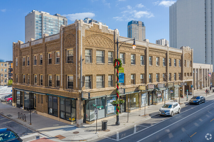 2653-2665 N Clark St, Chicago, IL for sale - Primary Photo - Image 1 of 1