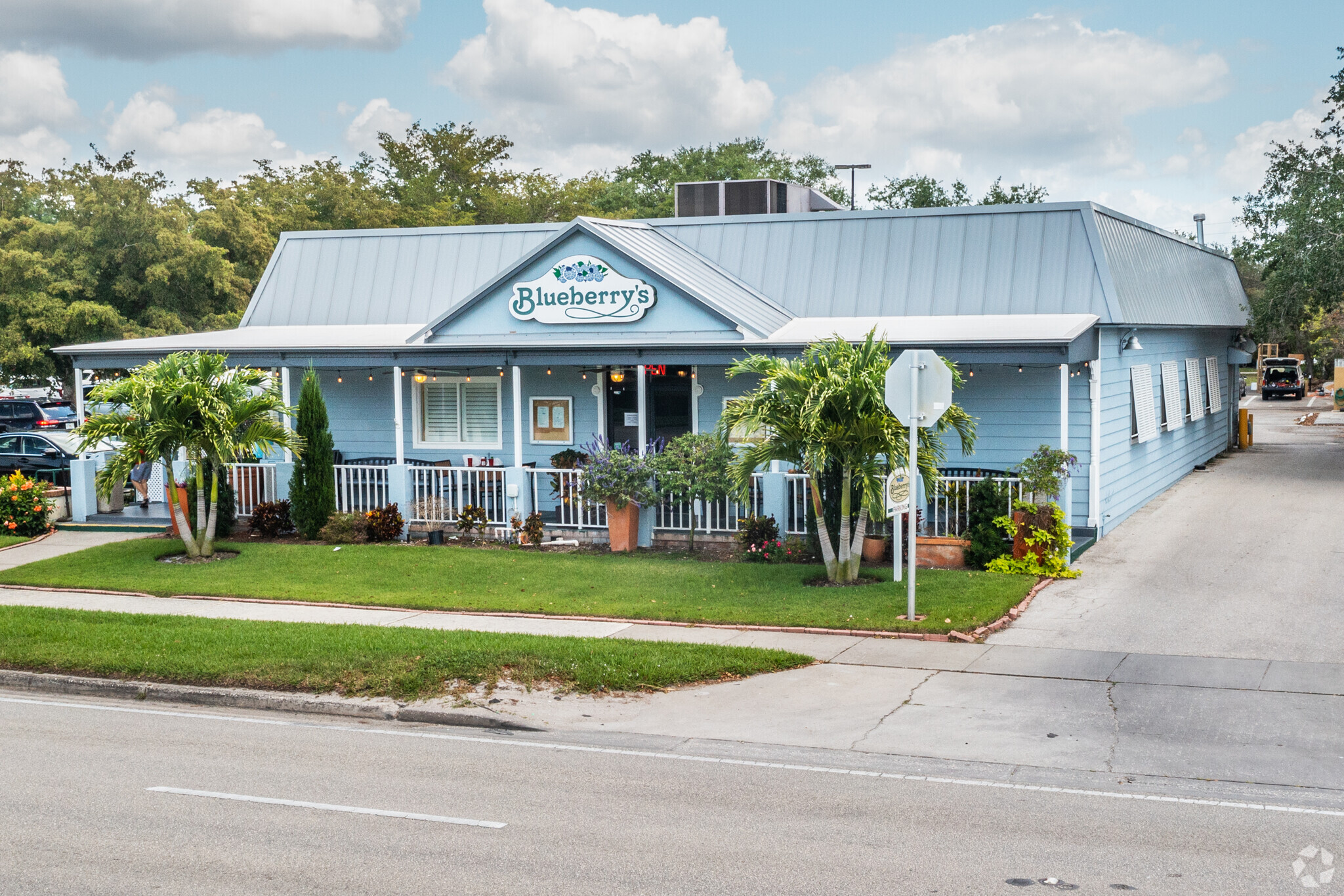 3350 Tamiami Trl N, Naples, FL for sale Building Photo- Image 1 of 1