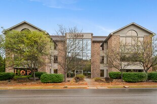 5000 Stonewood Dr, Wexford PA - Convenience Store