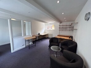 275B Otley Rd, Leeds for lease Interior Photo- Image 2 of 2