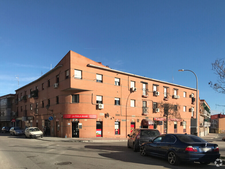 Calle Sierra Vieja, 48, Madrid, Madrid for sale - Building Photo - Image 1 of 2