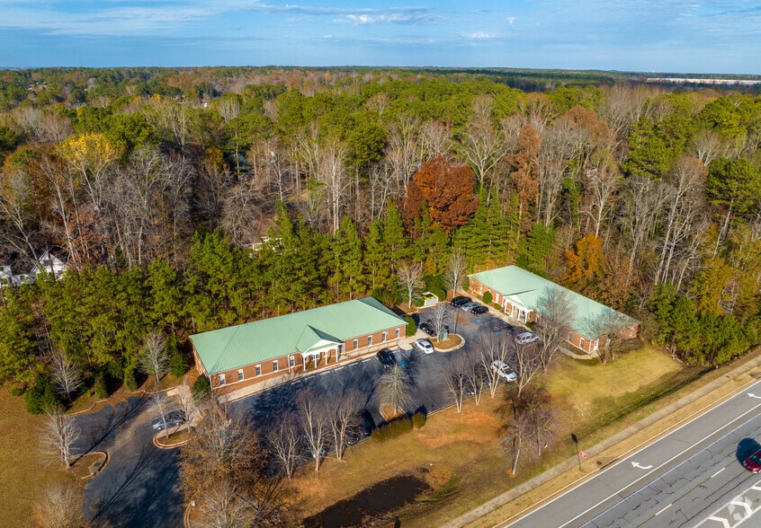 225 Millard Farmer Industrial Blvd, Newnan, GA for lease - Building Photo - Image 2 of 3