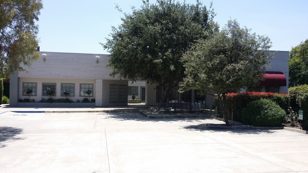 420 W Baseline Rd, Claremont, CA for sale - Primary Photo - Image 1 of 1