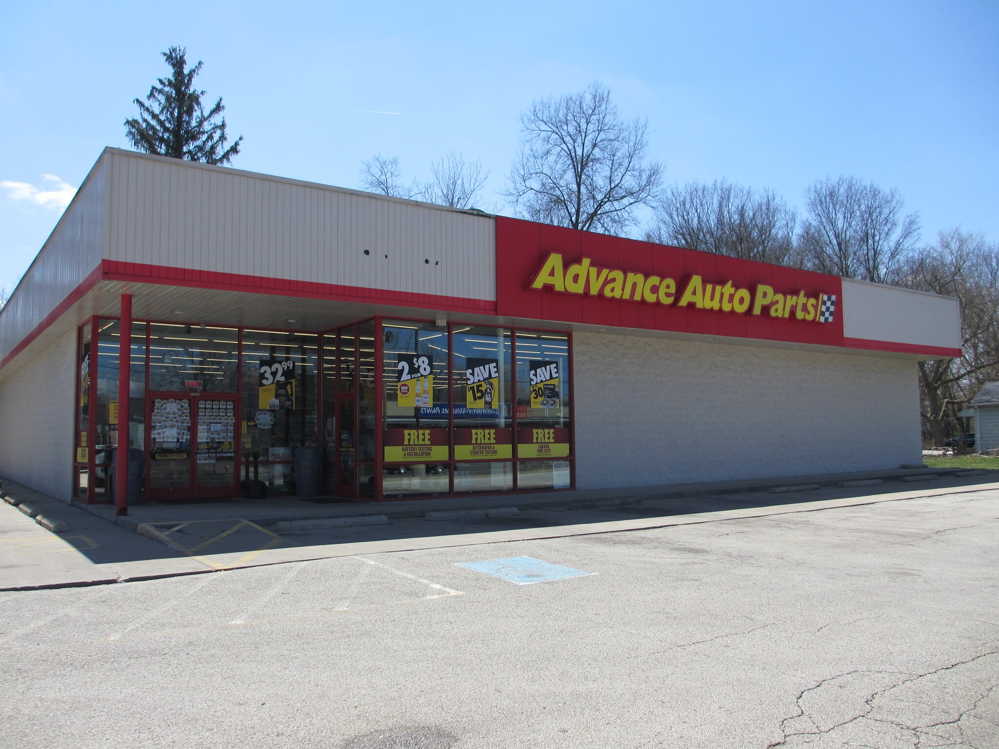 443 W Main St, Ravenna, OH 44266