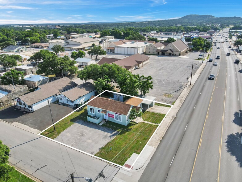 309 E Polk St, Burnet, TX for sale - Primary Photo - Image 1 of 1