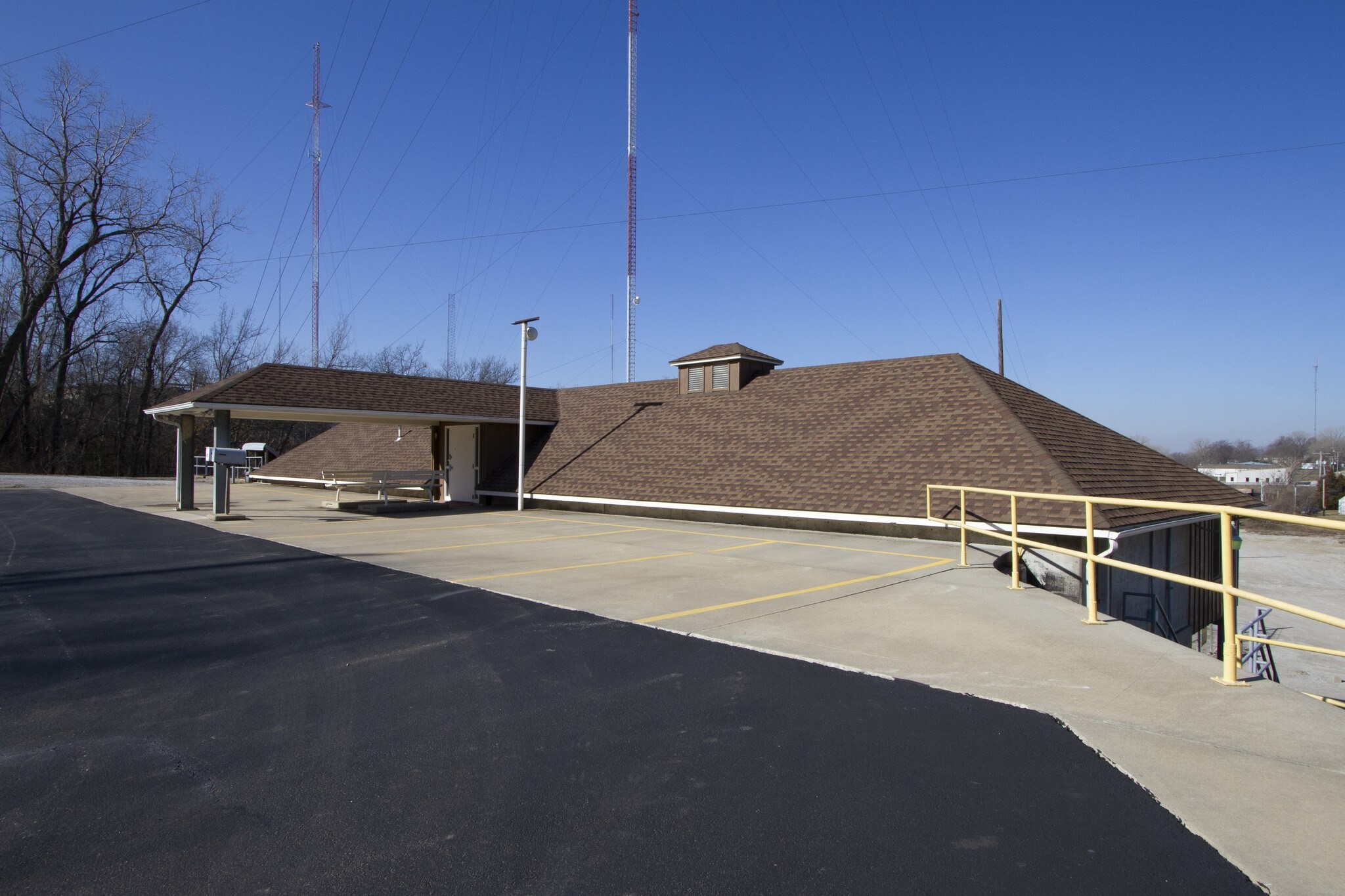 2000-2020 Stark Ave, Kansas City, MO for sale Primary Photo- Image 1 of 1