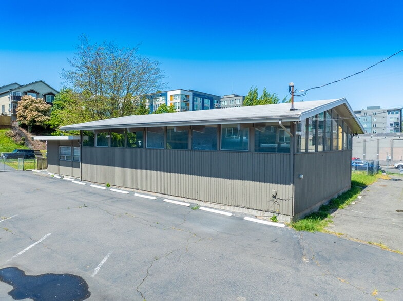 4800 40th Ave SW, Seattle, WA for sale - Building Photo - Image 3 of 6