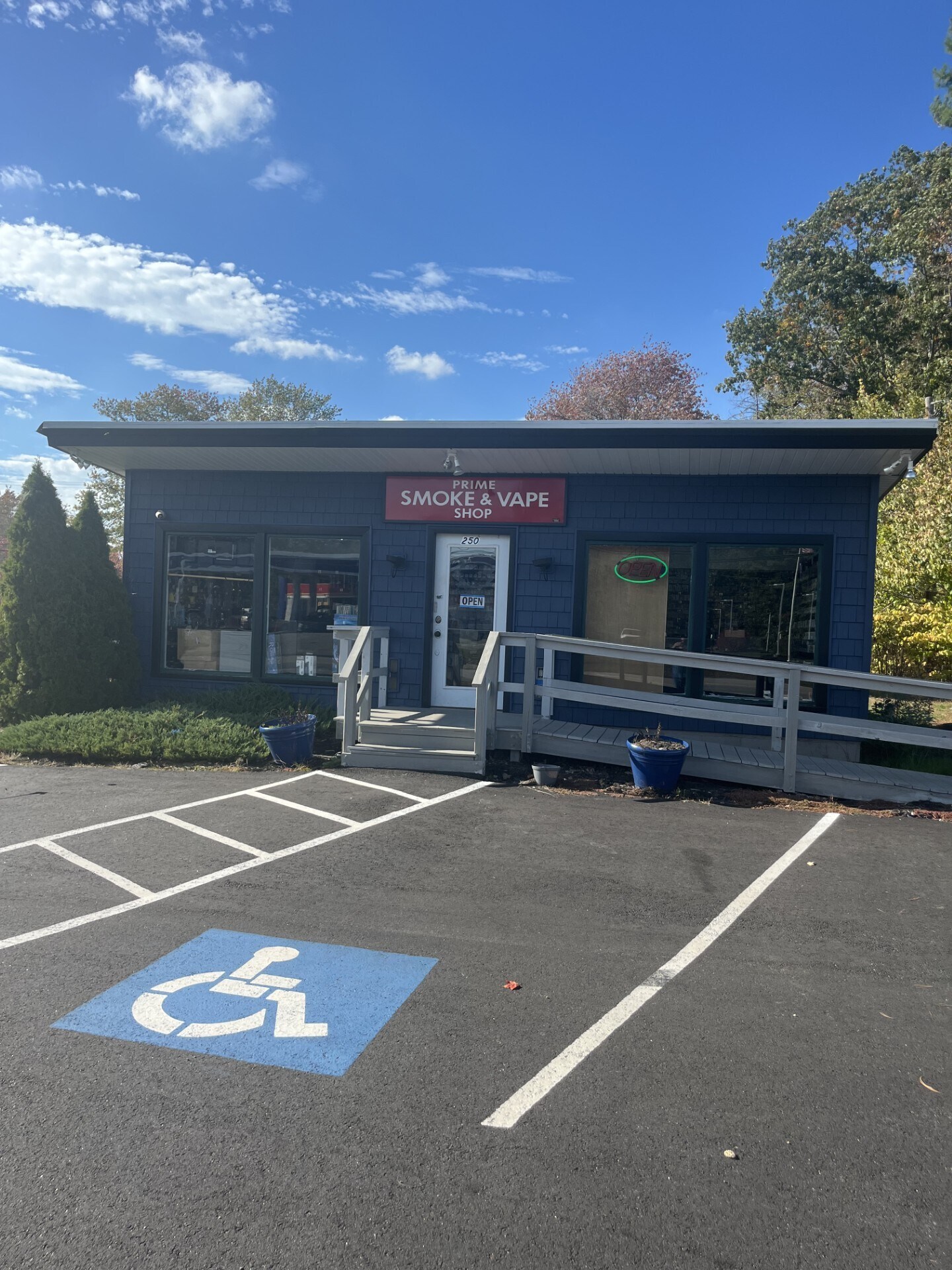 250-252 Calef Hwy, Epping, NH for sale Primary Photo- Image 1 of 8