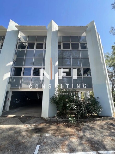 Flex in Valbonne for lease - Building Photo - Image 2 of 38