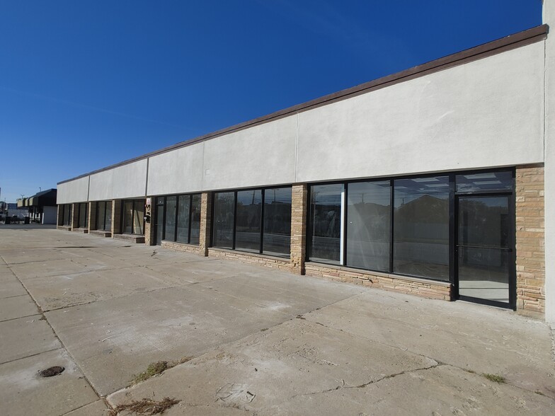 10224 S Kedzie Ave, Chicago, IL for lease - Building Photo - Image 3 of 5