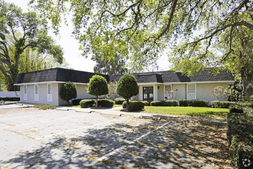 2401 Manatee Ave, Bradenton, FL for sale - Primary Photo - Image 1 of 1