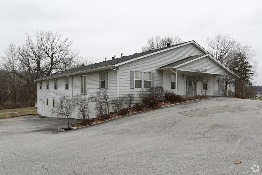 2255 NW Vivion Rd, Riverside, MO 64150