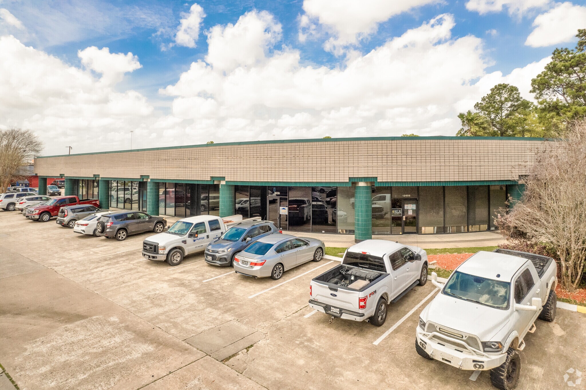 12501-12607 Gulf Fwy, Houston, TX for lease Primary Photo- Image 1 of 26