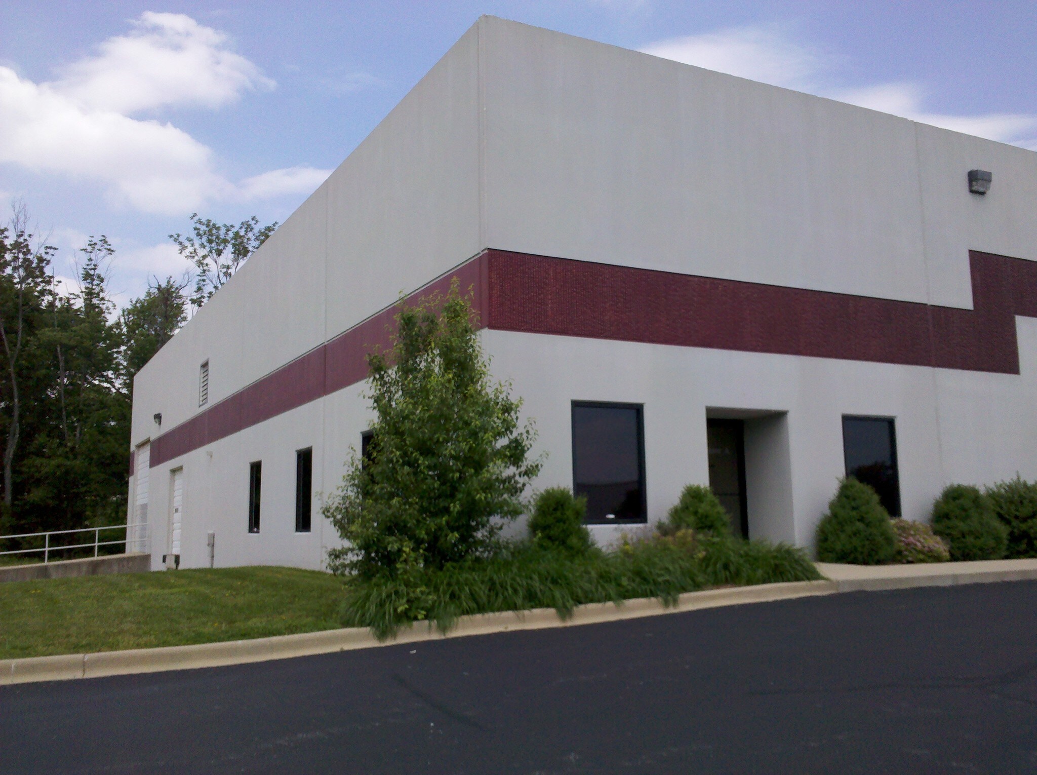 108 Security Pky, New Albany, IN for sale Primary Photo- Image 1 of 1