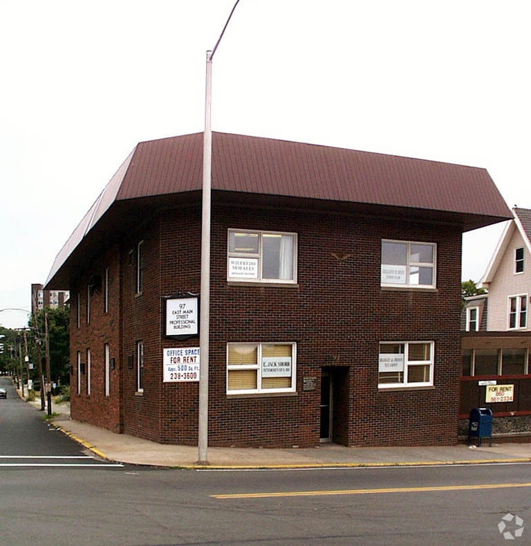 97 E Main St, Meriden, CT for sale Primary Photo- Image 1 of 1