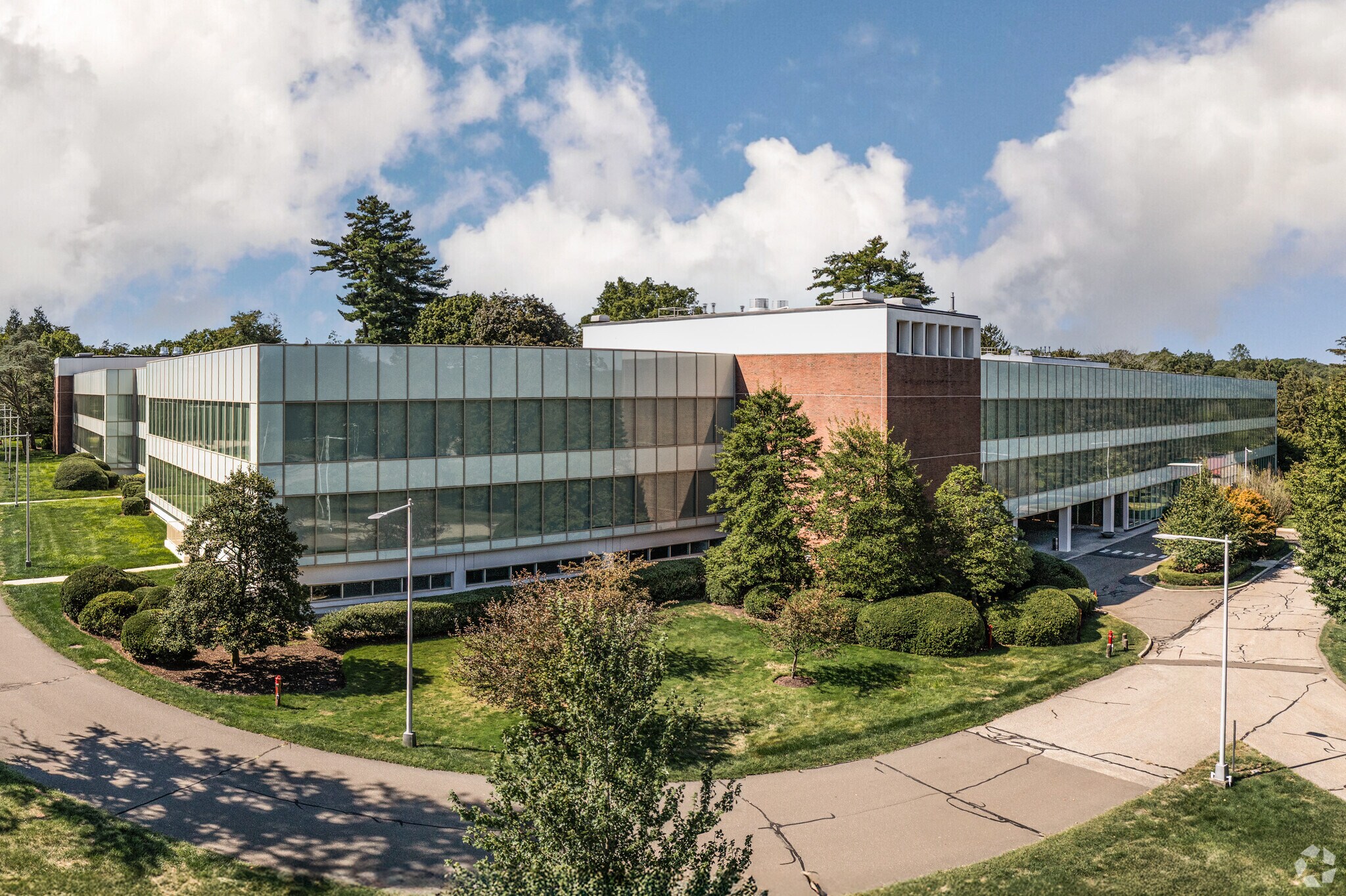 120 Long Ridge Rd, Stamford, CT for lease Building Photo- Image 1 of 26