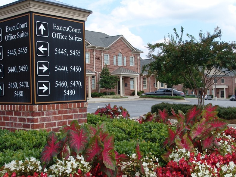 5480 McGinnis Village Pl, Alpharetta, GA for lease - Building Photo - Image 3 of 33