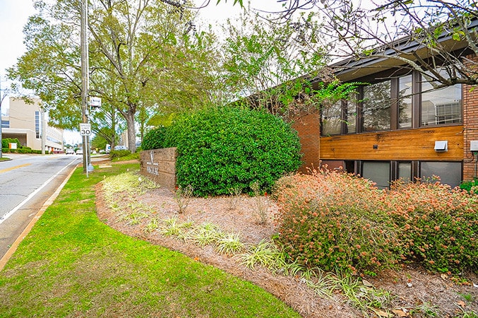 195 King Ave, Athens, GA for lease Primary Photo- Image 1 of 76