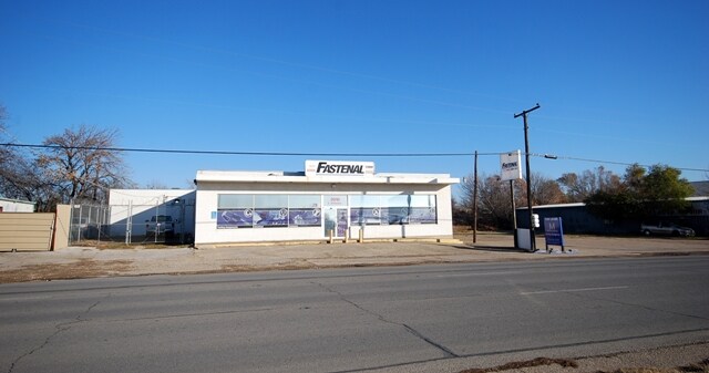 3010 E Jefferson St, Grand Prairie, TX for sale Primary Photo- Image 1 of 1