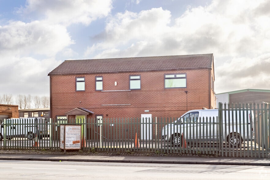Hawkins Ln, Burton On Trent for lease - Building Photo - Image 2 of 2