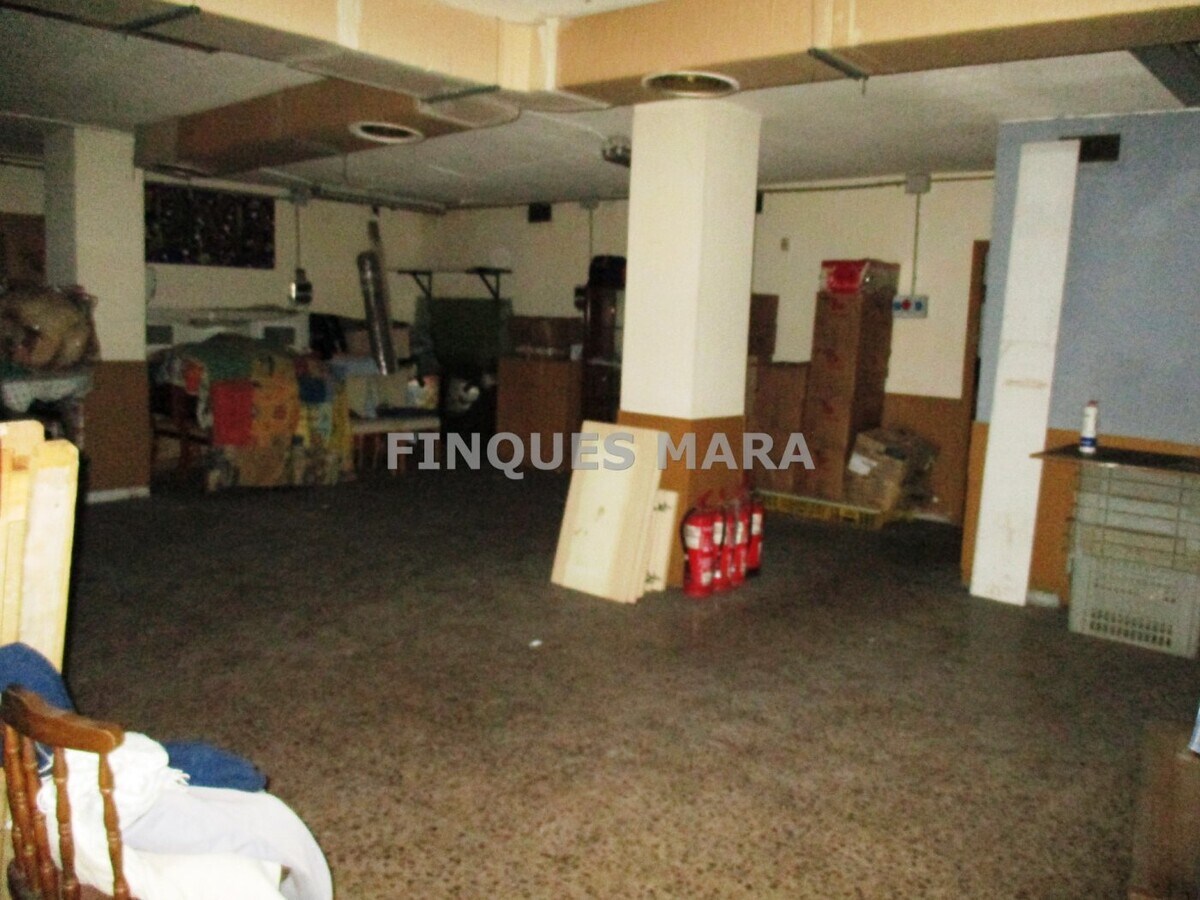 Sant Boi de Llobregat, BAR 08830 - - - Interior Photo - Image 2 of 4