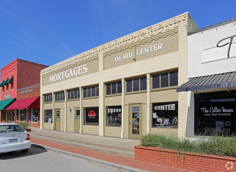 125-127 N Main St, Mansfield, TX for sale - Primary Photo - Image 1 of 1