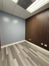 1911 Harrison St, Hollywood, FL for lease Interior Photo- Image 2 of 5