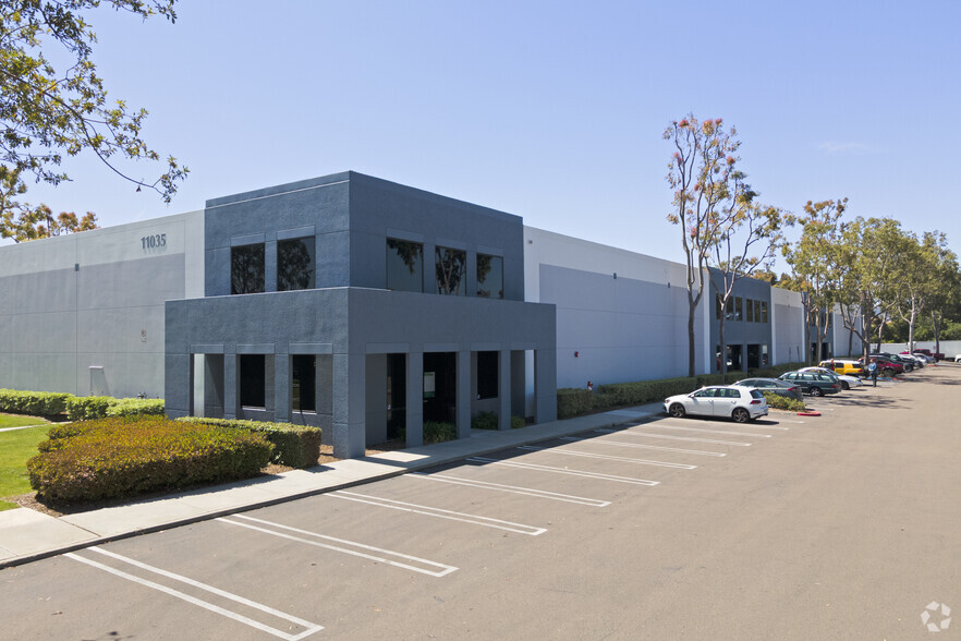 11035 Technology Pl, San Diego, CA for lease - Primary Photo - Image 1 of 10