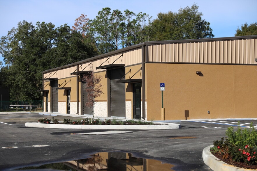 1059 Duck Box, Umatilla, FL for sale - Primary Photo - Image 1 of 1