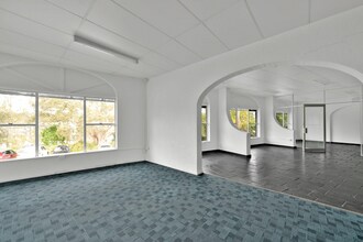 6 Doree Pl, Dora Creek for lease Interior Photo- Image 2 of 10