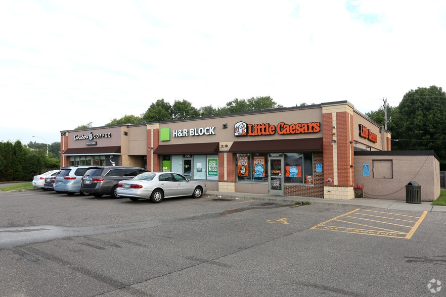 2581-2585 Highway 10 NE, Mounds View, MN for sale - Building Photo - Image 3 of 4