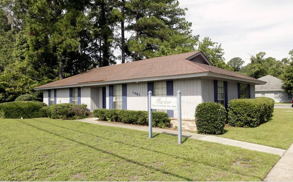 1481 Dean Forest Rd, Savannah, GA 31405