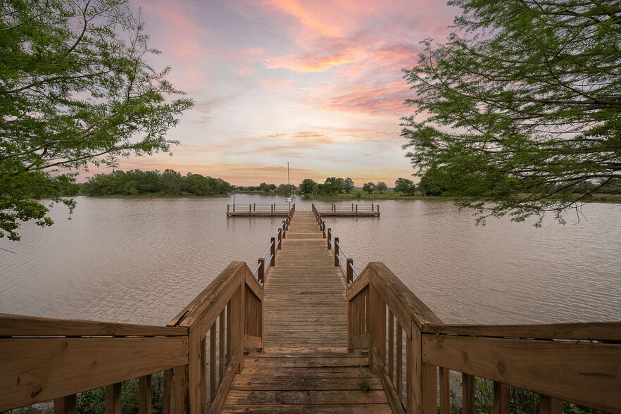 36067 Repka Rd, Waller, TX for sale - Primary Photo - Image 3 of 26