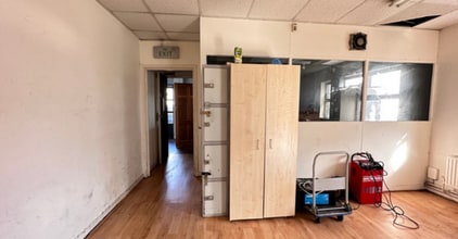 26 Grosvenor way, London for lease Interior Photo- Image 2 of 3