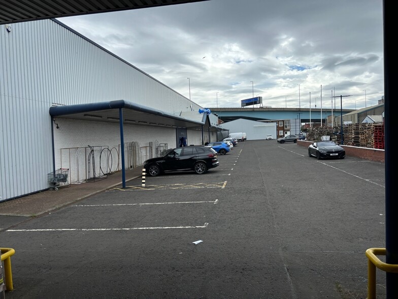 Stromness St, Glasgow for lease - Building Photo - Image 3 of 4