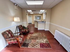 1085 Manheim Pike, Lancaster, PA for lease Interior Photo- Image 2 of 11