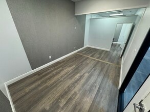 2121 S Hiawasee Rd, Orlando, FL for lease Interior Photo- Image 1 of 10