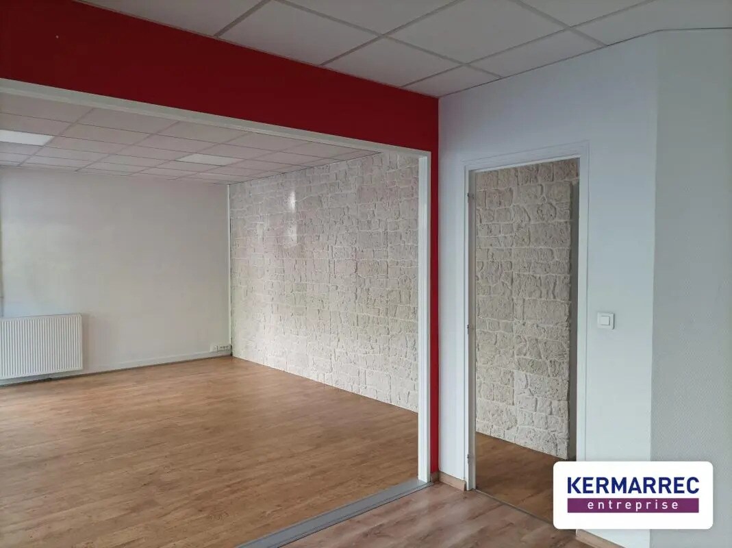 Office in Saint-Herblain for lease Building Photo- Image 1 of 6