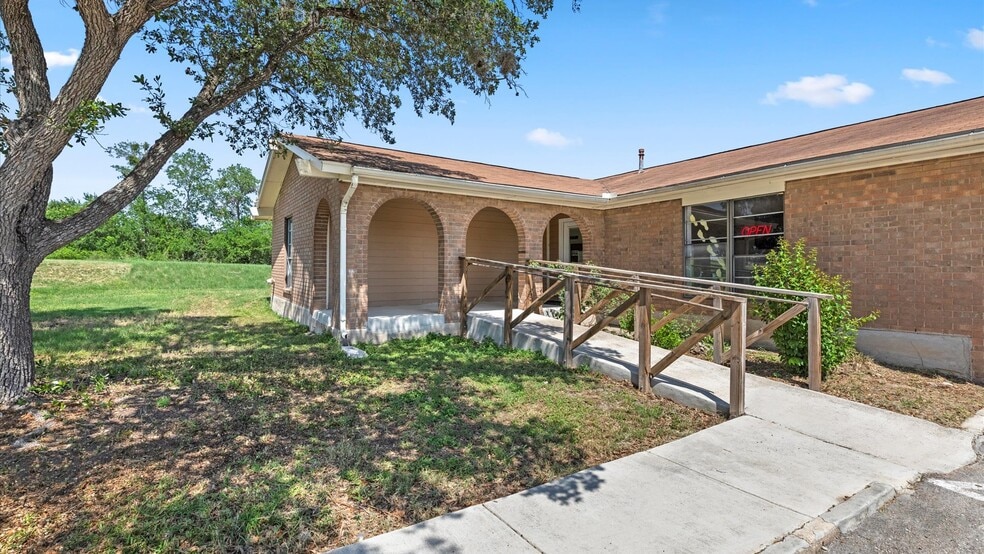 9050 FM 78 Rd, Converse, TX for sale - Building Photo - Image 3 of 21