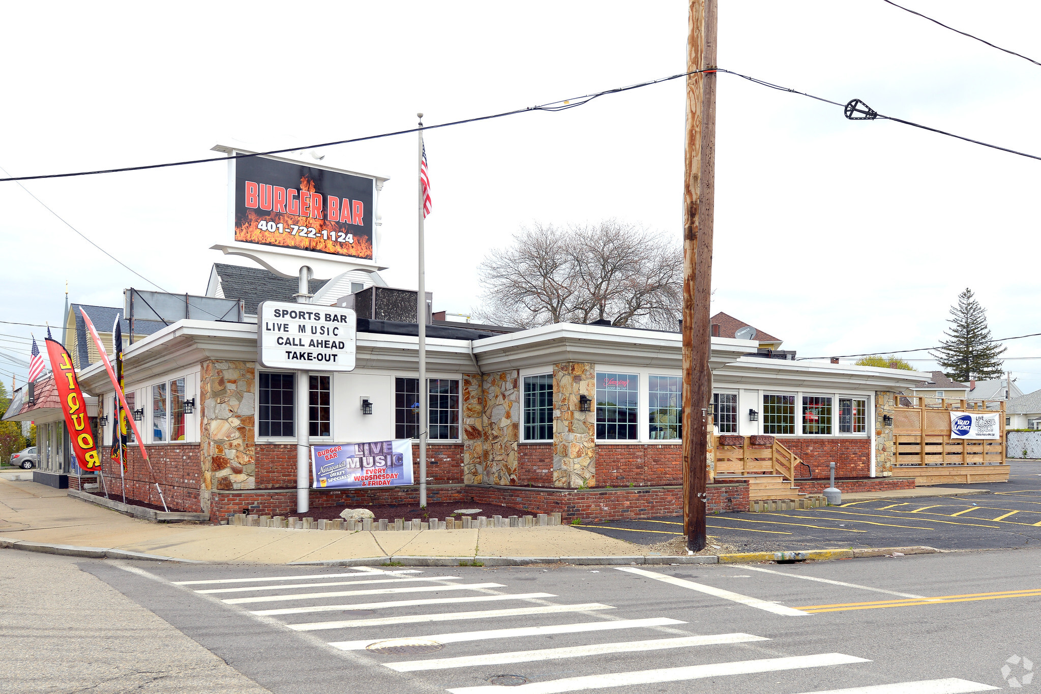 855 Newport Ave, Pawtucket, RI for sale Primary Photo- Image 1 of 1