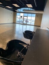 2476 S Oneida St, Green Bay, WI for lease Interior Photo- Image 2 of 3