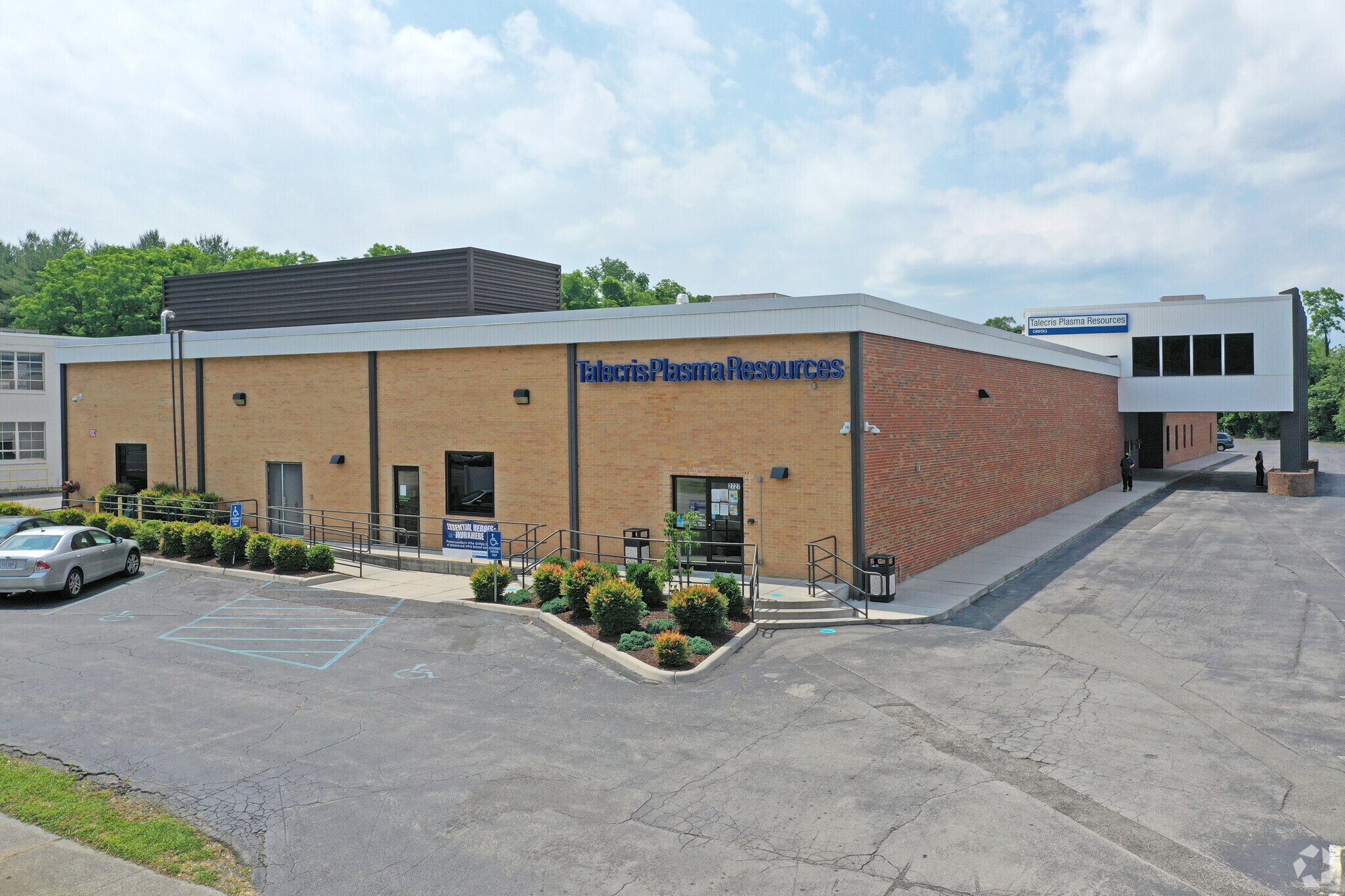 2727 Franklin Rd SW, Roanoke, VA 24014