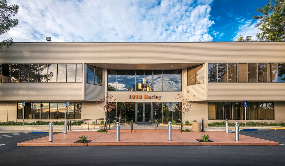 1010 Hurley Way, Sacramento, CA for lease - Building Photo - Image 2 of 4