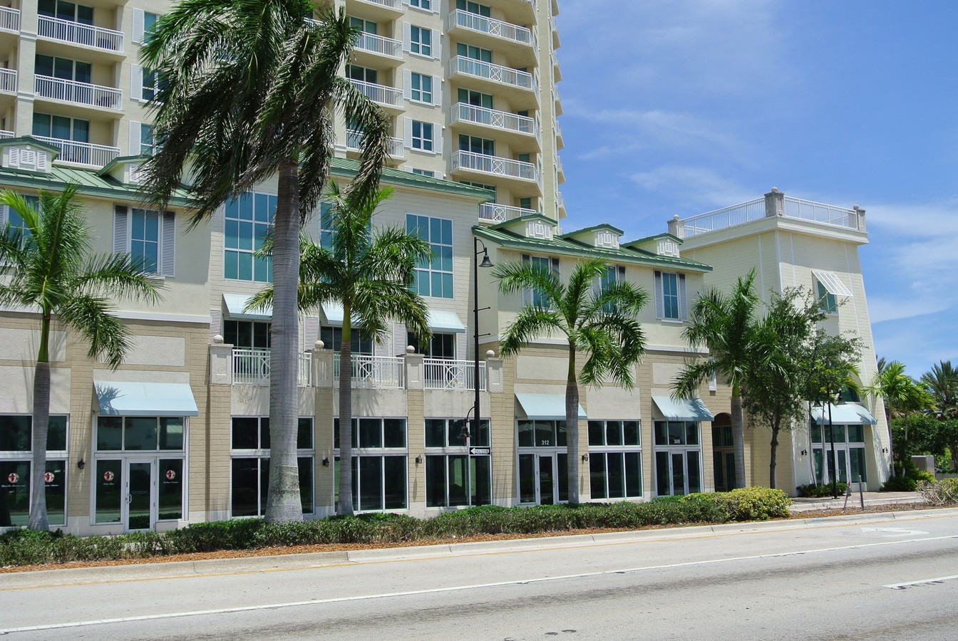 400 N Federal Hwy, Boynton Beach, Fl, 33435 - Retail Space For Lease 