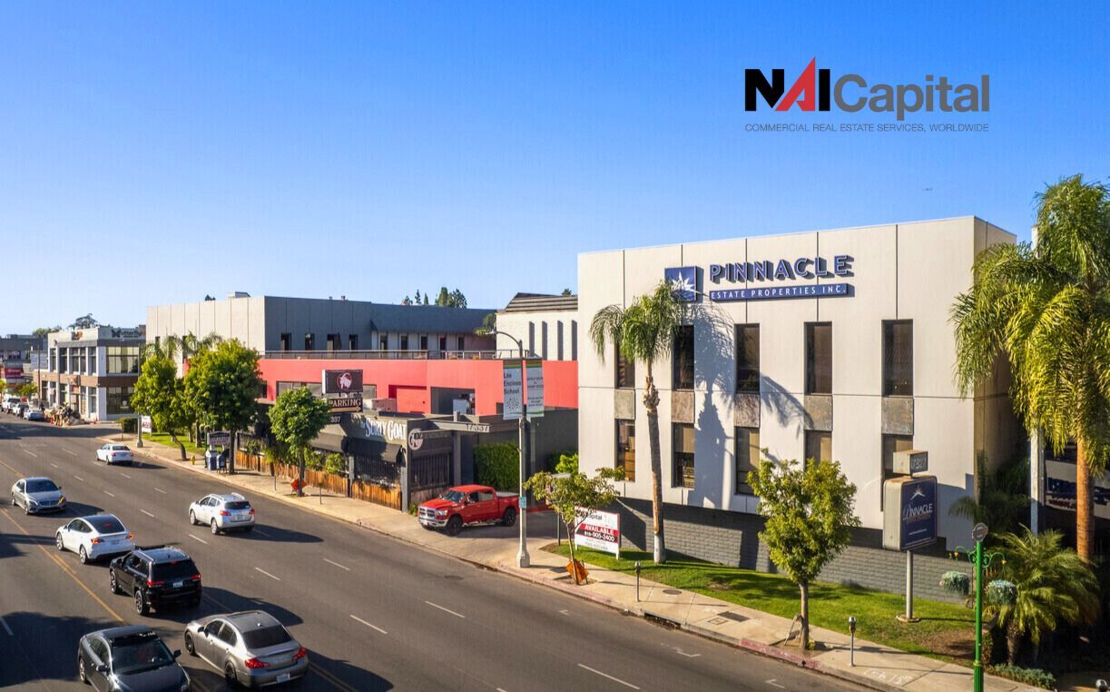 17337 Ventura Blvd, Encino, CA for lease Building Photo- Image 1 of 7