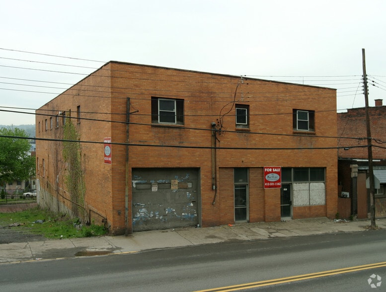 842-844 Island Ave, McKees Rocks, PA for sale - Primary Photo - Image 1 of 27