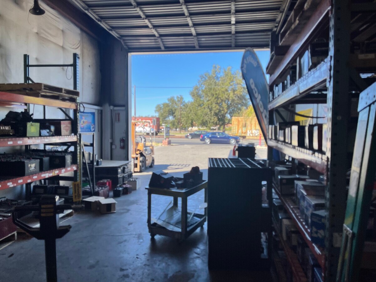 1256 E Main St, Woodland, CA 95776