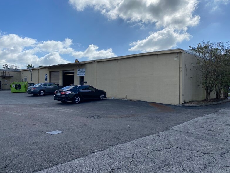3801 University Blvd W, Jacksonville, FL for lease - Building Photo - Image 1 of 4